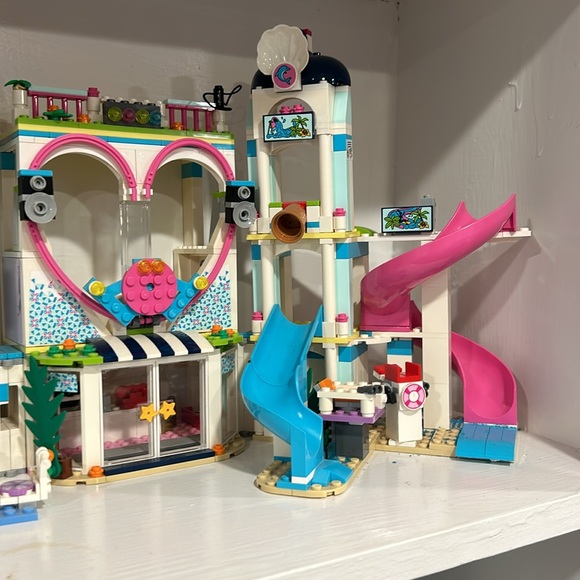 Lego friends Heartlake city resort 41347 - Picture 3 of 12